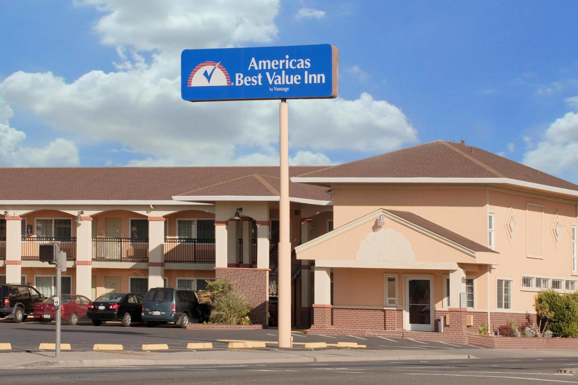 Americas Deluxe Inn- Marysville Exteriör bild